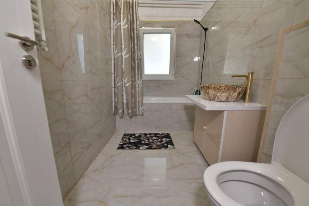Luxury Studio / Ghencea Appartement Boekarest Buitenkant foto